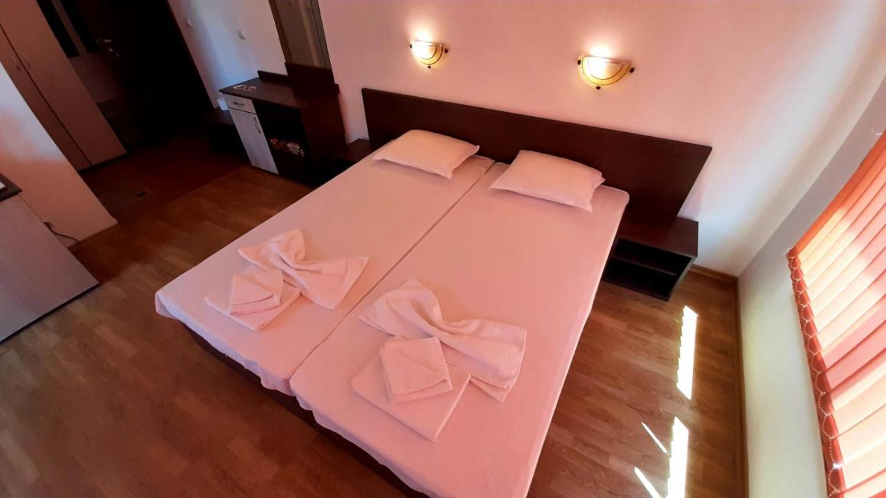 Adri Guest House Nesebar Exteriér fotografie